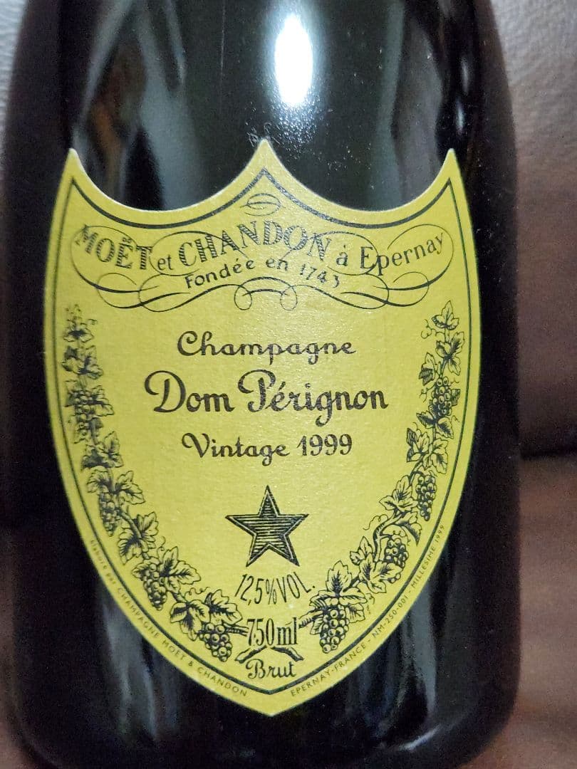 ドンペリ Dom Pérignon シャンパン 1999年 750ml