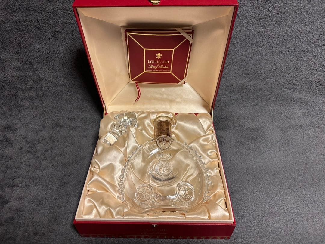 クリスタルバカラ　レミーマルタン　ルイ13世　空き瓶、箱付き