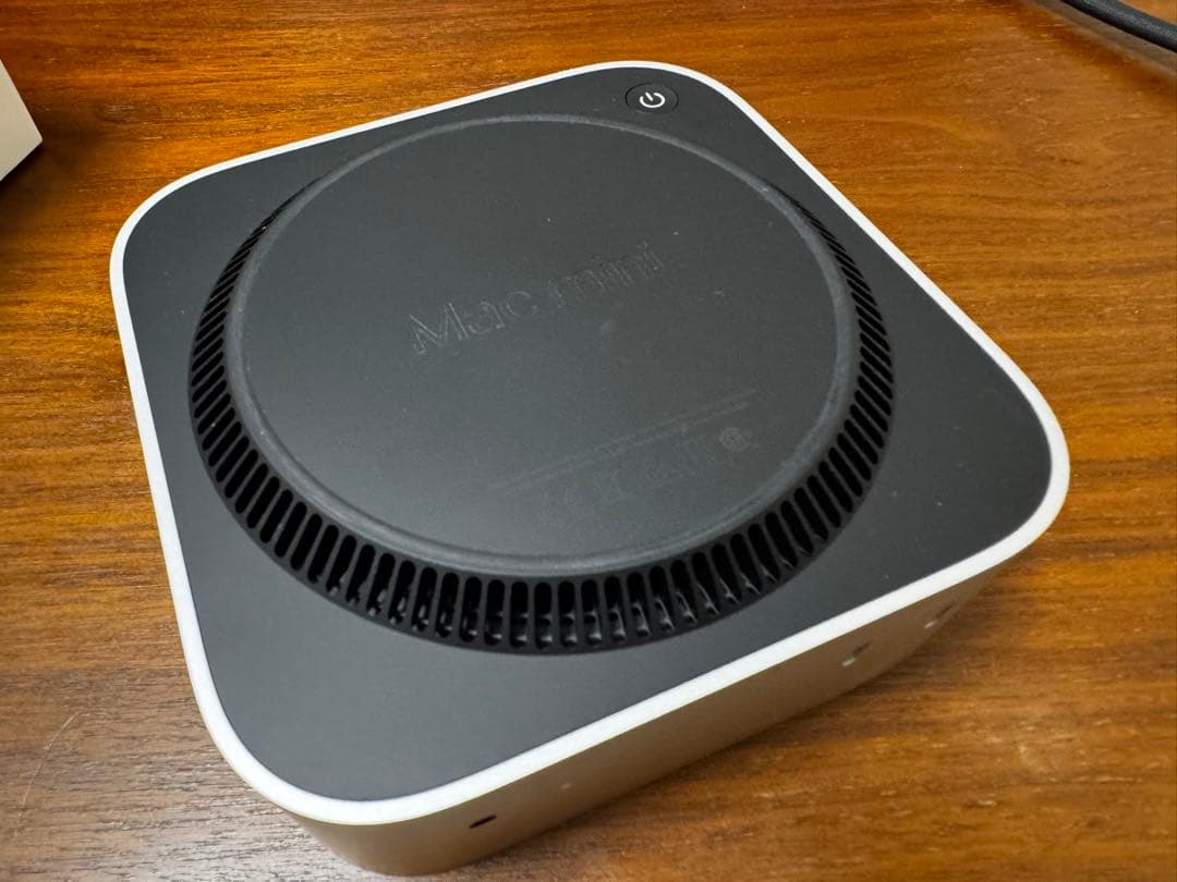 【Apple】M4 Mac mini 512GB SSD 24GBメモリ