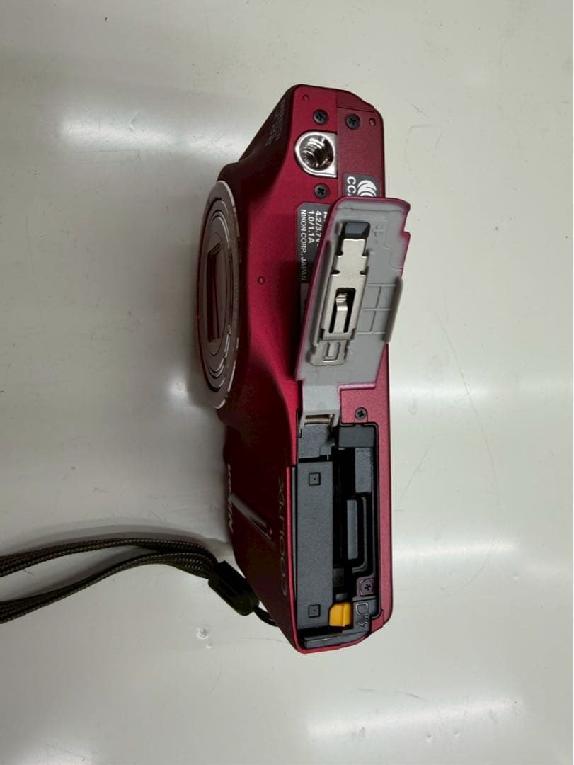 Nikon COOLPIX S9500 レッド 箱付 動作未確認　デジタルカメラ