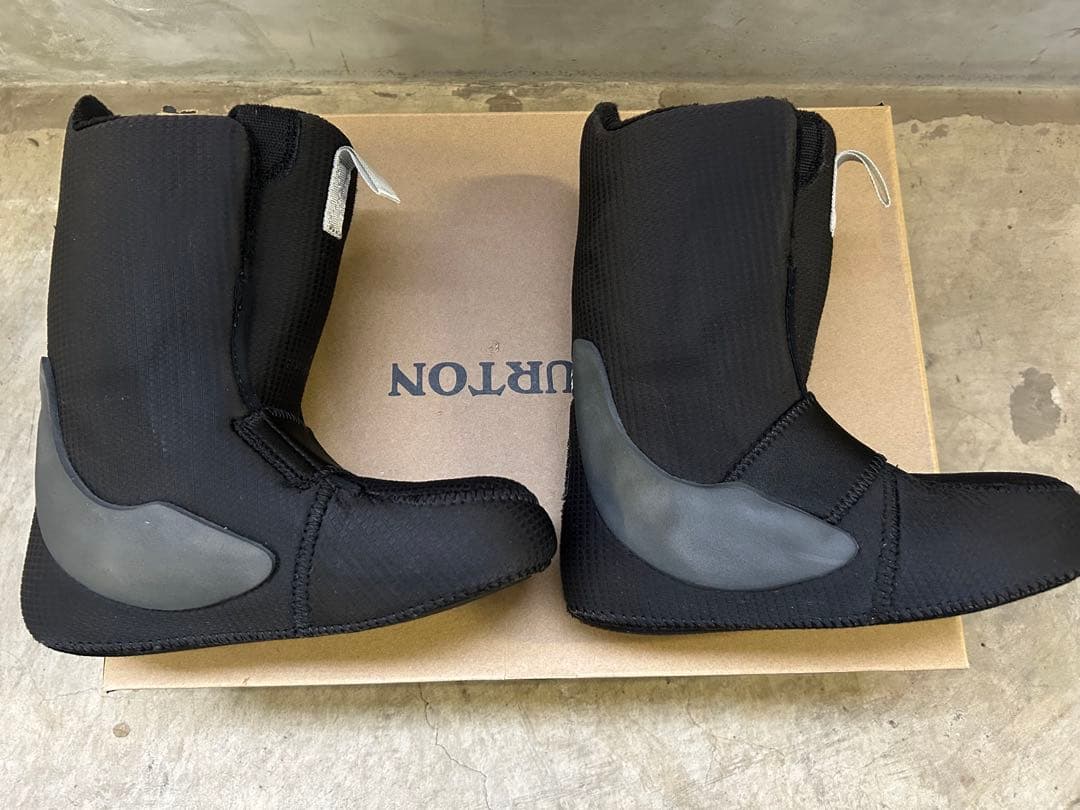 24cm キッズ Burton ジップライン BOA スノーボードブーツ