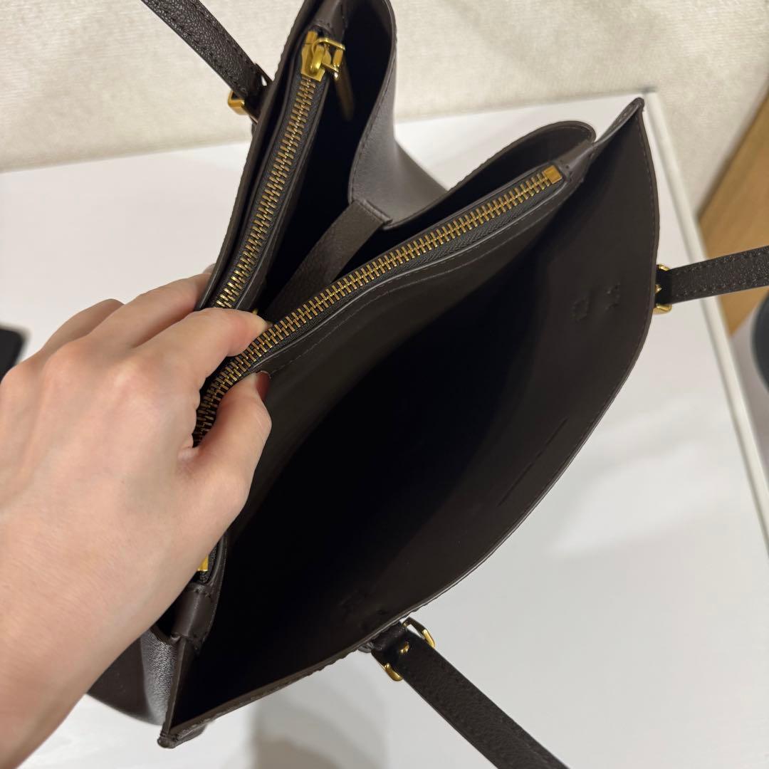 CHARLES & KEITH チャールズアンドキース　バッグ　ビジネスバッグ