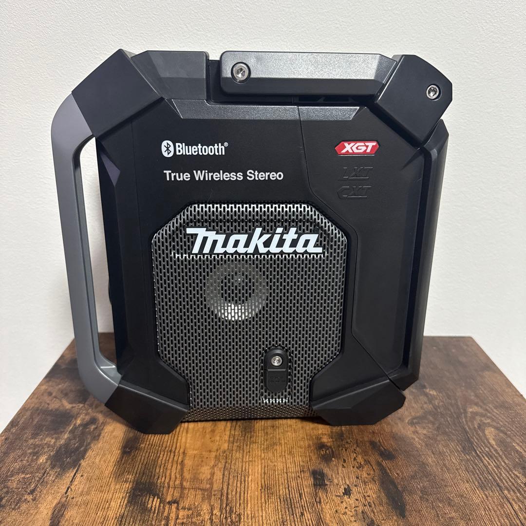 マキタ　ラジオMR005G