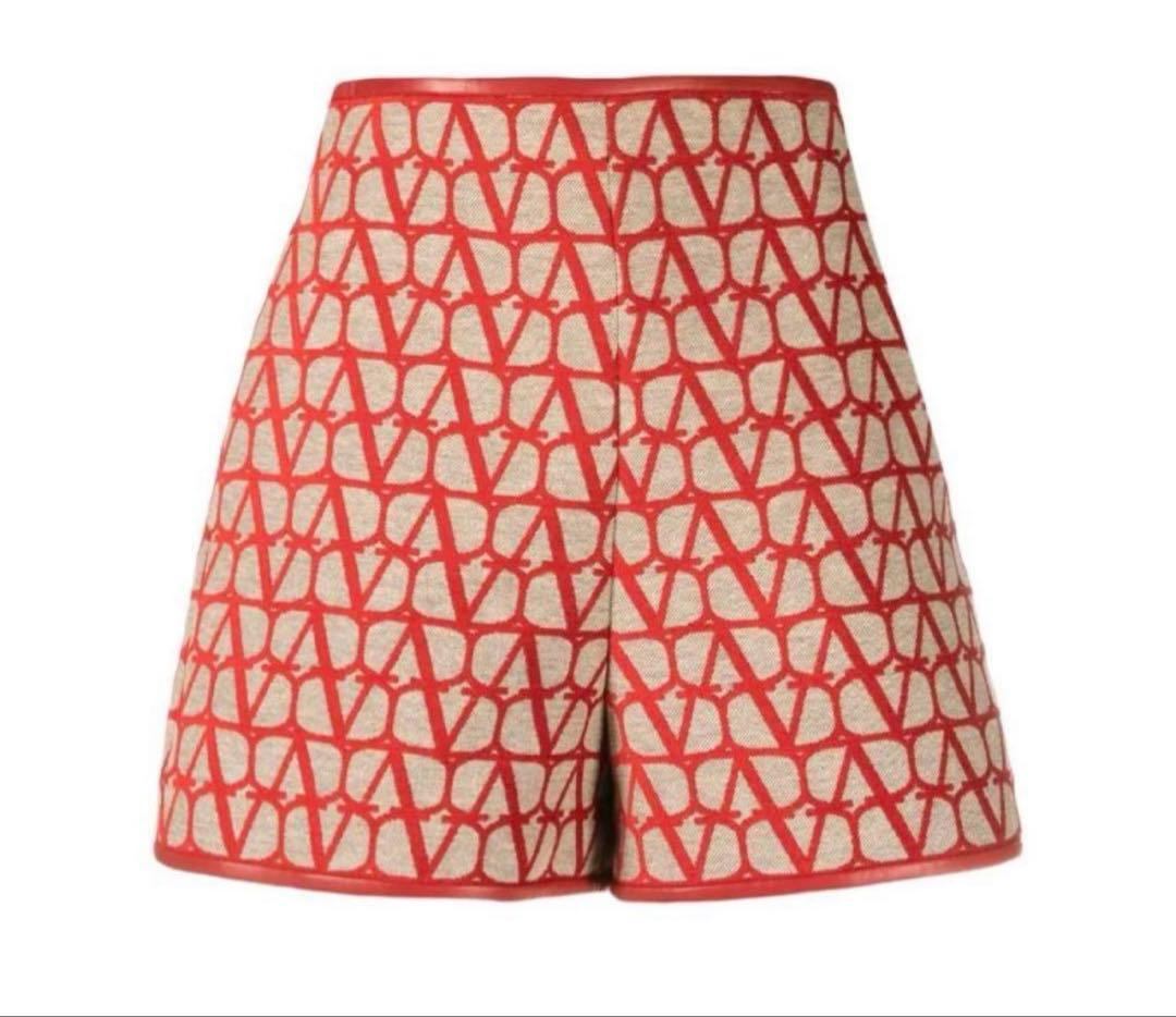 (専用)ヴァレンティノ トワル イコノグラフ ショートパンツ