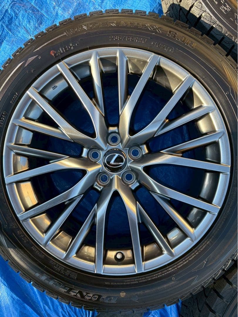 【⭐︎年末最終セール中⭐︎】ダンロップ235/55R20 タイヤ・ホイールセット