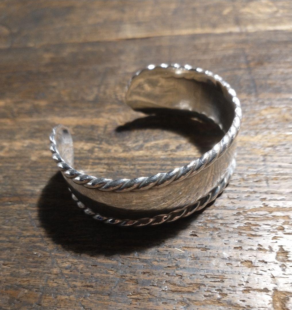 PHILIPPE AUDIBERT フィリップオーディベール ツイストバングル