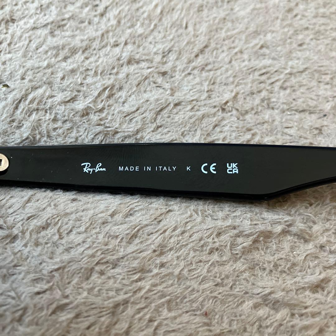 Ray-Ban ORB2132-F New Wayfarer サングラス