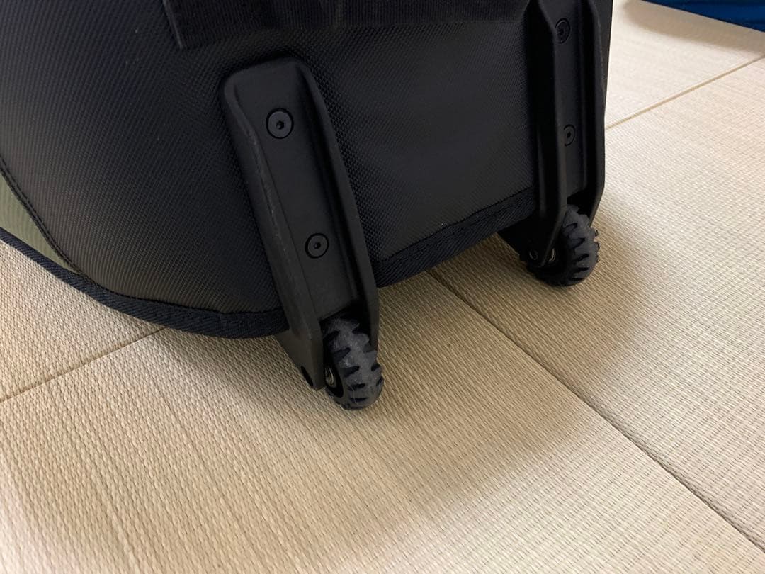 オーシャン&アース 3本用 ウィール付きトラベルケース 6.4ft ハードケース