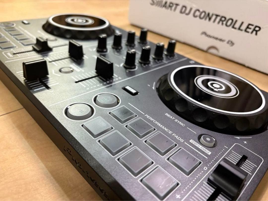 初心者に最適！Pioneer DDJ-200【Bluetooth対応付属品完備】