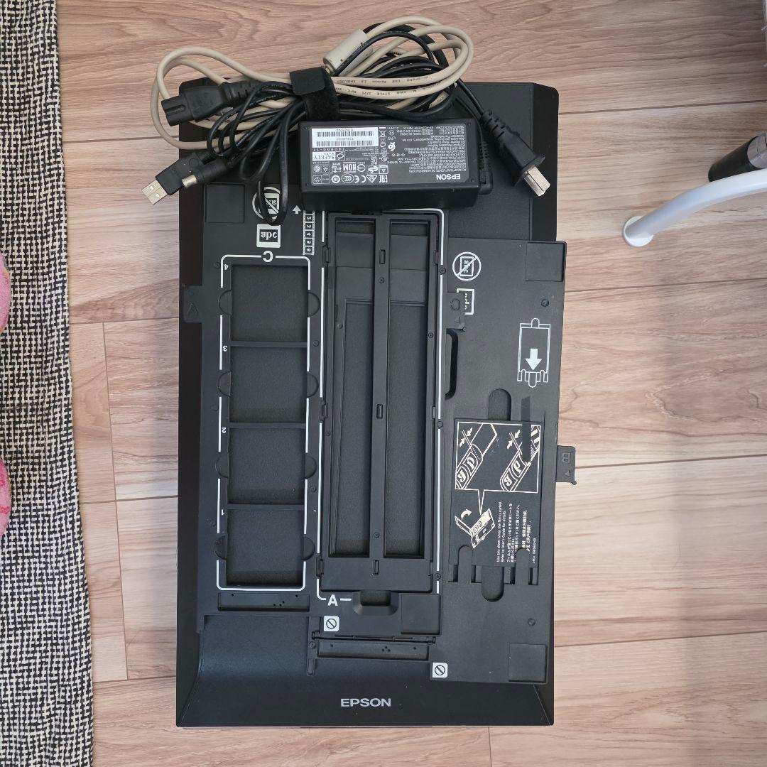 EPSON GT-X830 フラットベッドスキャナー 動作確認済み