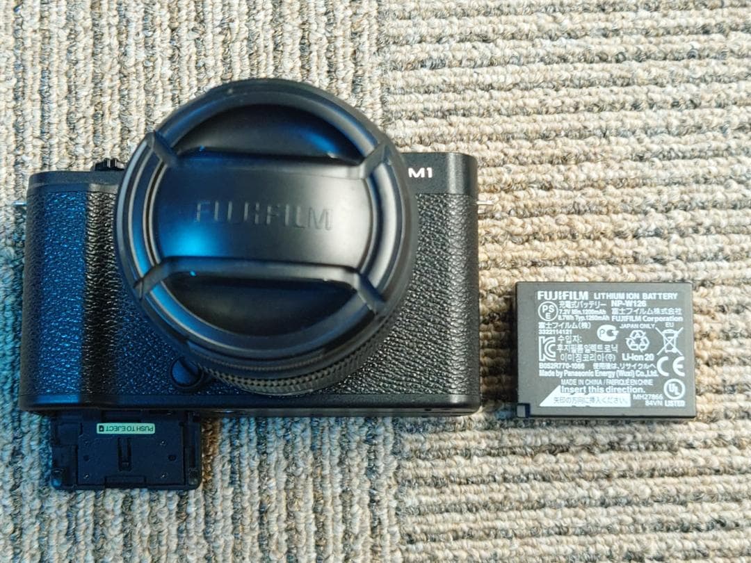 超美品 FUJIFILM X-M1 16-50mmレンズキット 箱・付属品あり