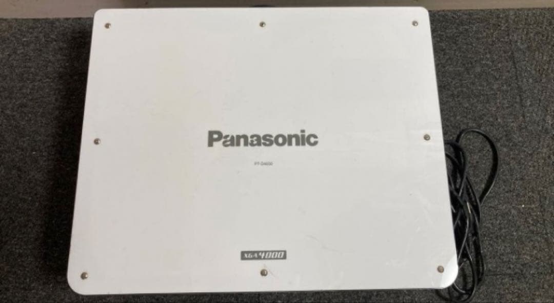 Panasonic PT-D4000 ✳︎4000ルーメン　ランプ使用各849時間