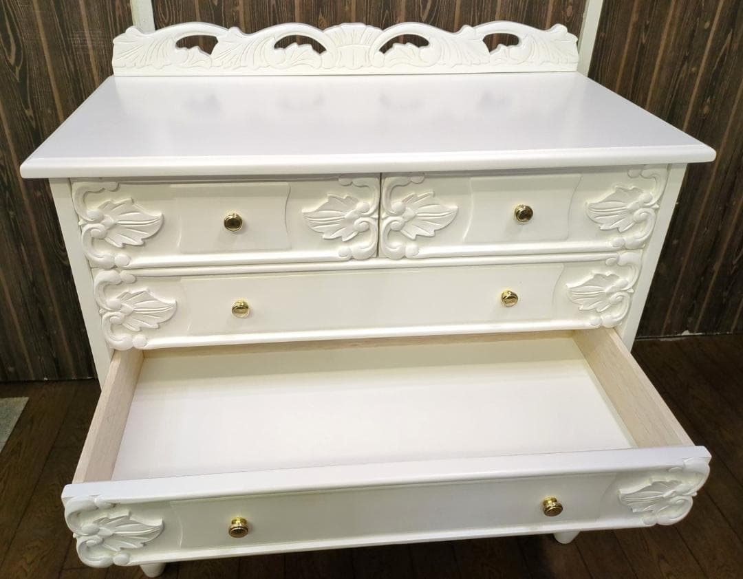 〈たのめる便・現状渡し〉ワイドチェスト アンティークホワイト