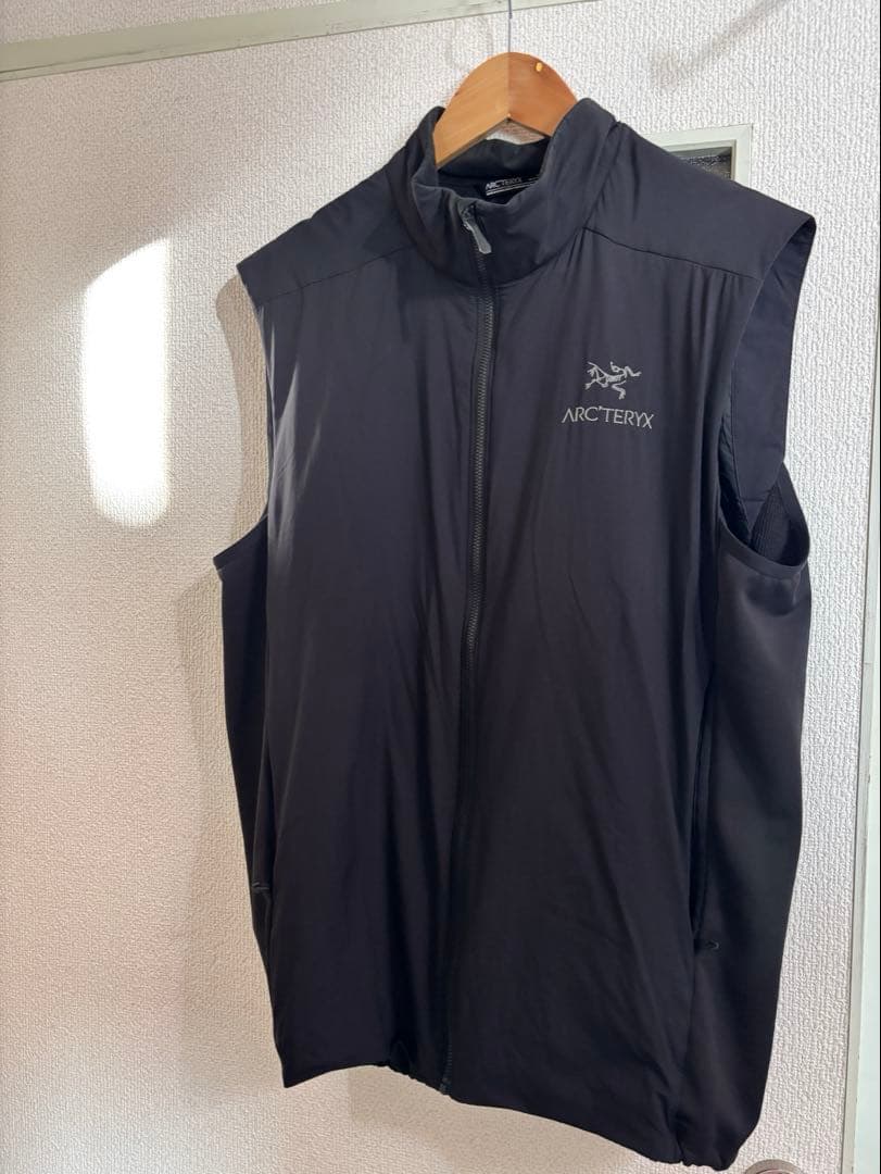 トップス ARC'TERYX Atom LT Vest Black
