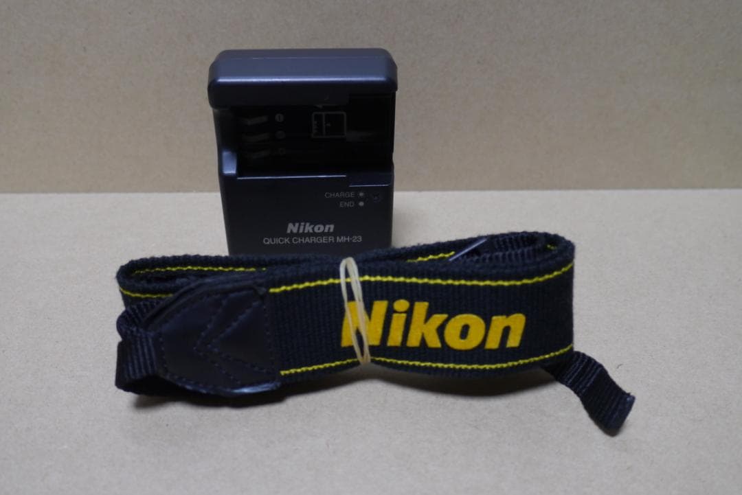 【ショット数452回！】Nikon D5000 ボディ 訳あり（液晶）