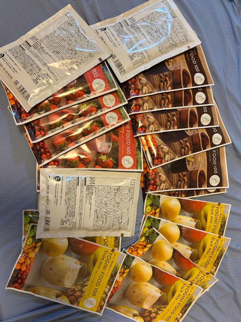 LAVA ヨギーニフード　カカオ、ストロベリー、フルーツミックス 各7袋