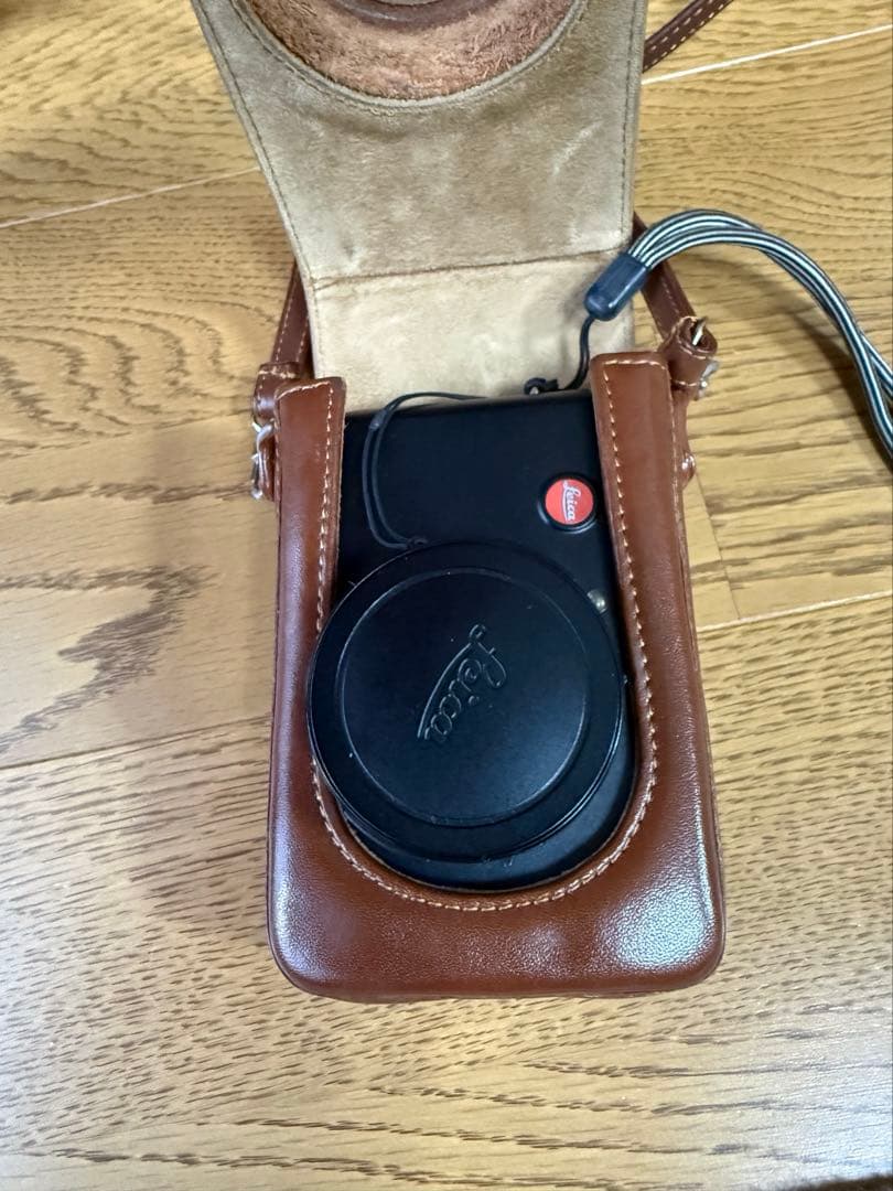 【美品】 ライカ　LEICA D-LUX3 専用レザーケース付き
