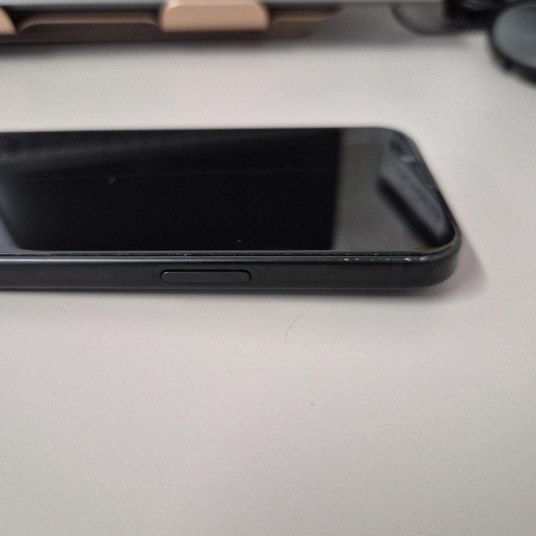 iPhone15　SIMフリー　本体　128gb