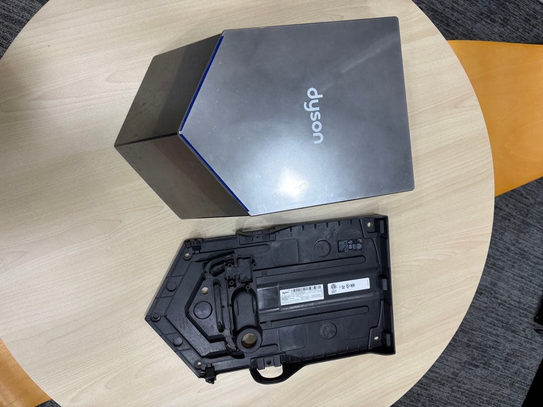 Dyson RW1-XE-TKA0903A 本体