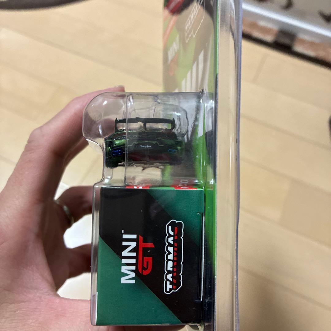 mini gt リバティーウォーク　ランボルギーニ 限定