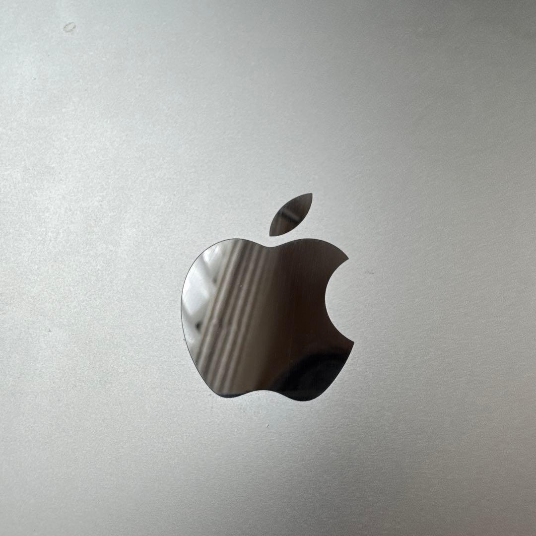 MacBook Pro 13インチ 2016 8GB/256GB シルバー