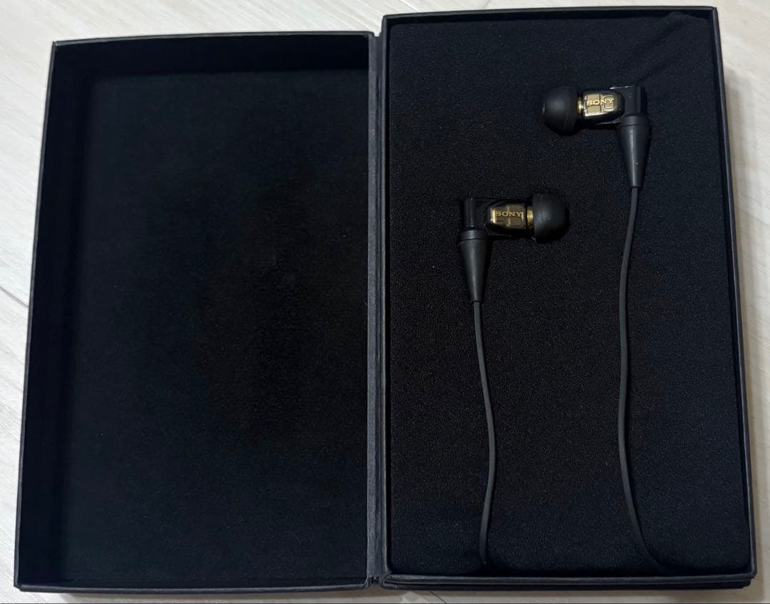 SONY XBA-300 有線イヤホン