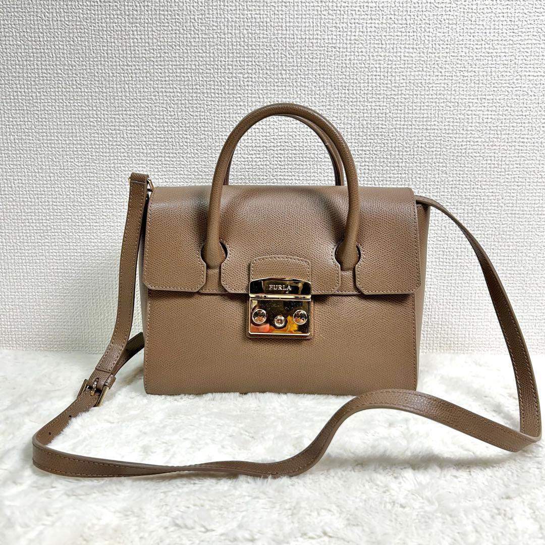 極美品✨　FURLA メトロポリス サッチェルS 2wayショルダーバッグ