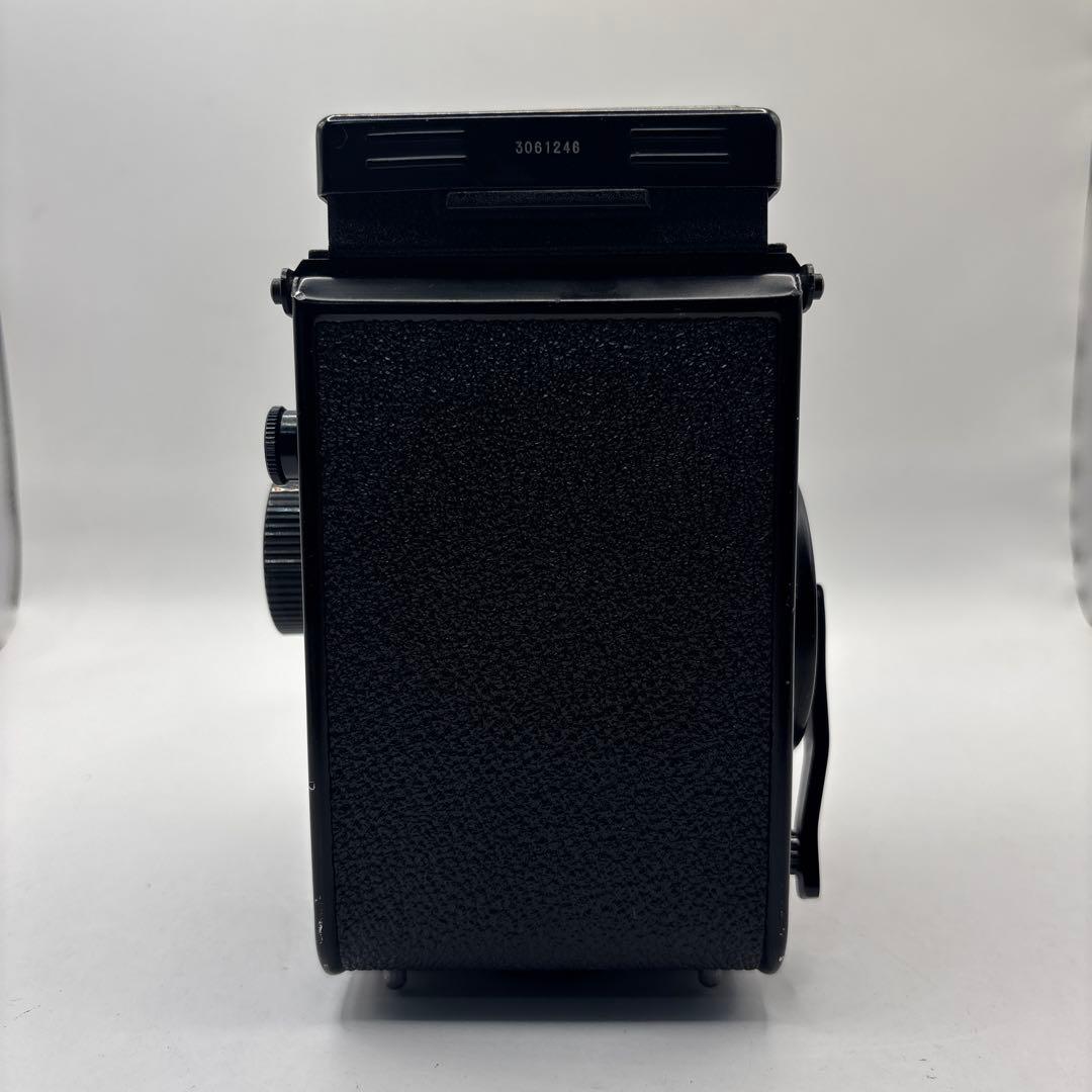 ジャンク品のYASHICA Mat-124 G