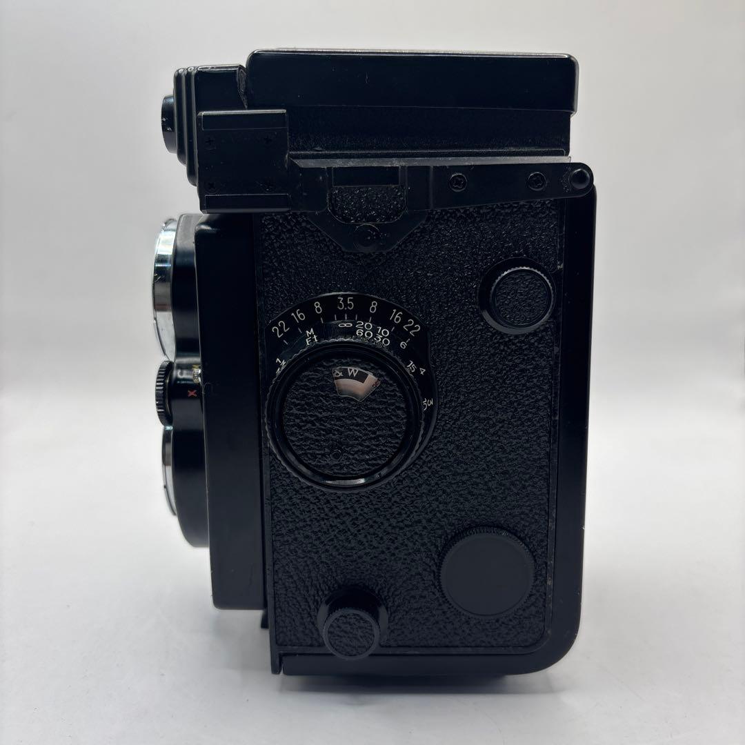 ジャンク品のYASHICA Mat-124 G
