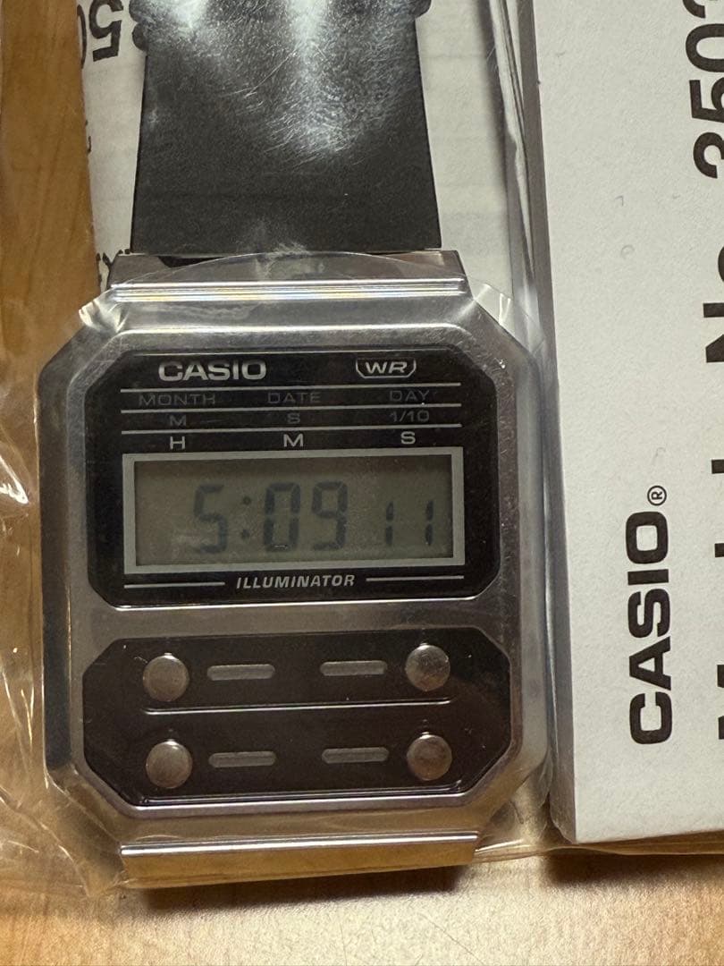 かつかつCASIOカシオベーシックA500WA-7 チプカシワールドタイム