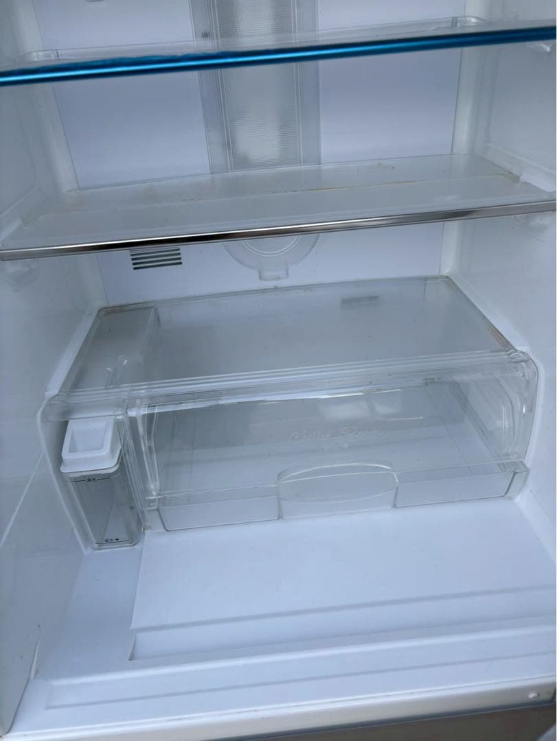 無料配送エリア有　Panasonic 冷蔵庫　NR-C32FM-N 2017年製