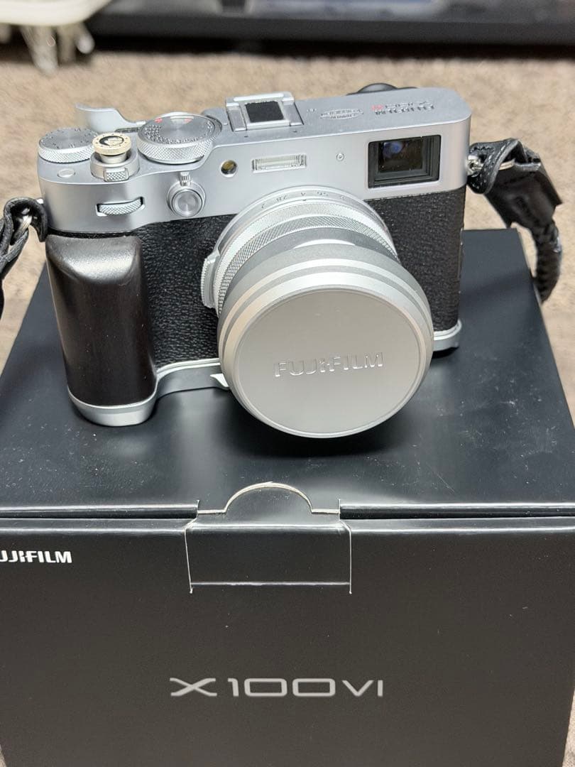 Fujifilm X100VI シルバー