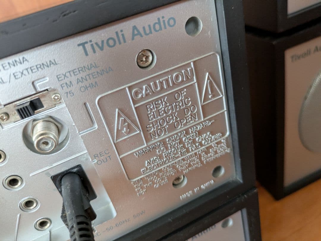 Tivoli Audio Model Twe CD サブウーファー　セット