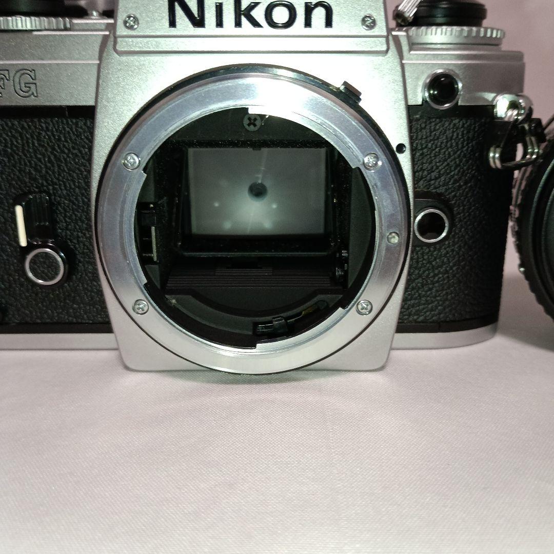 二コン FG　レンズ50mm F1.8付き