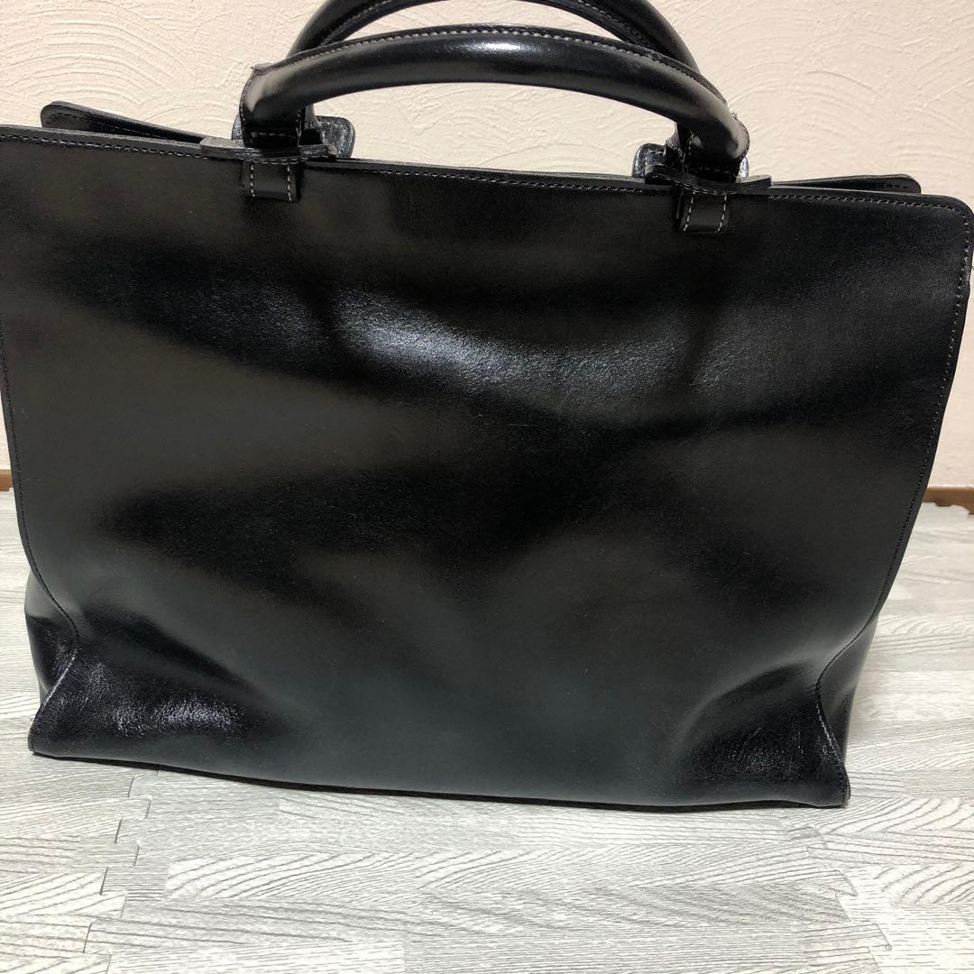 黒 レザー ビジネスバッグ　Dakota