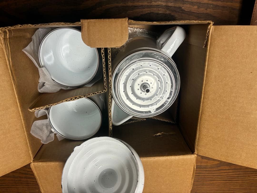 ⭕️クリアランスセール中Coleman限定コーヒーパーコレーター/マグカップセット