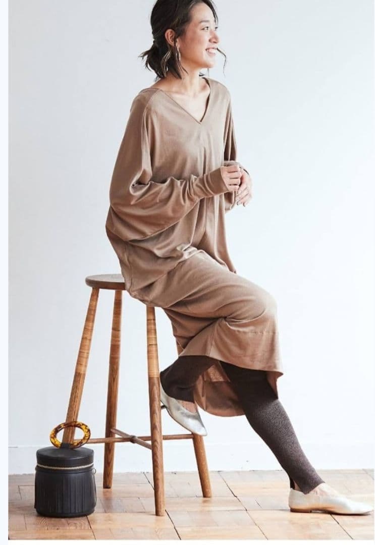 DRESS HERSELF シルクウール/レギンスパンツ　チャコールグレー