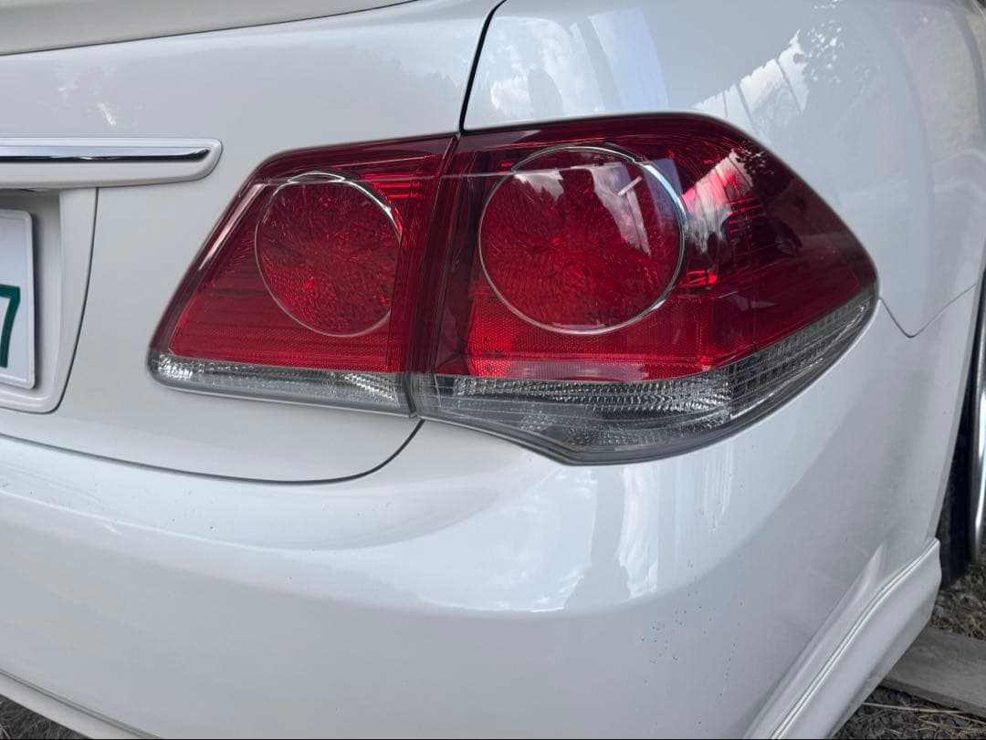 200系クラウン アスリート後期 テールランプ