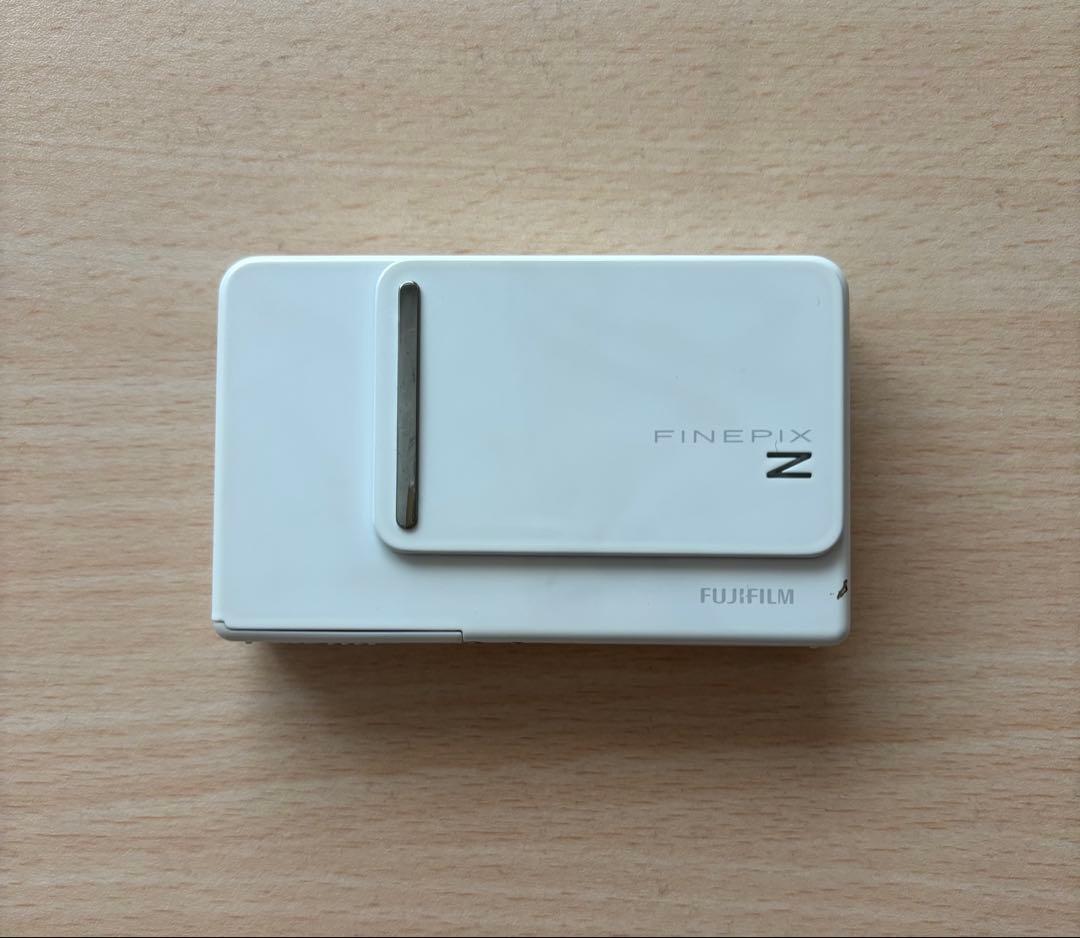 FIJI FILM FINEPIX Z300 ホワイト