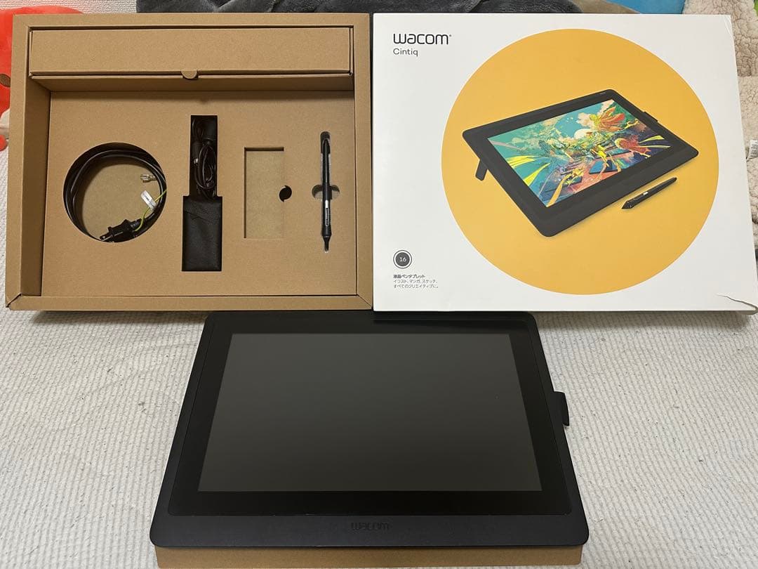 液タブ・ペンタブ Wacom Cintiq 16 DTK166