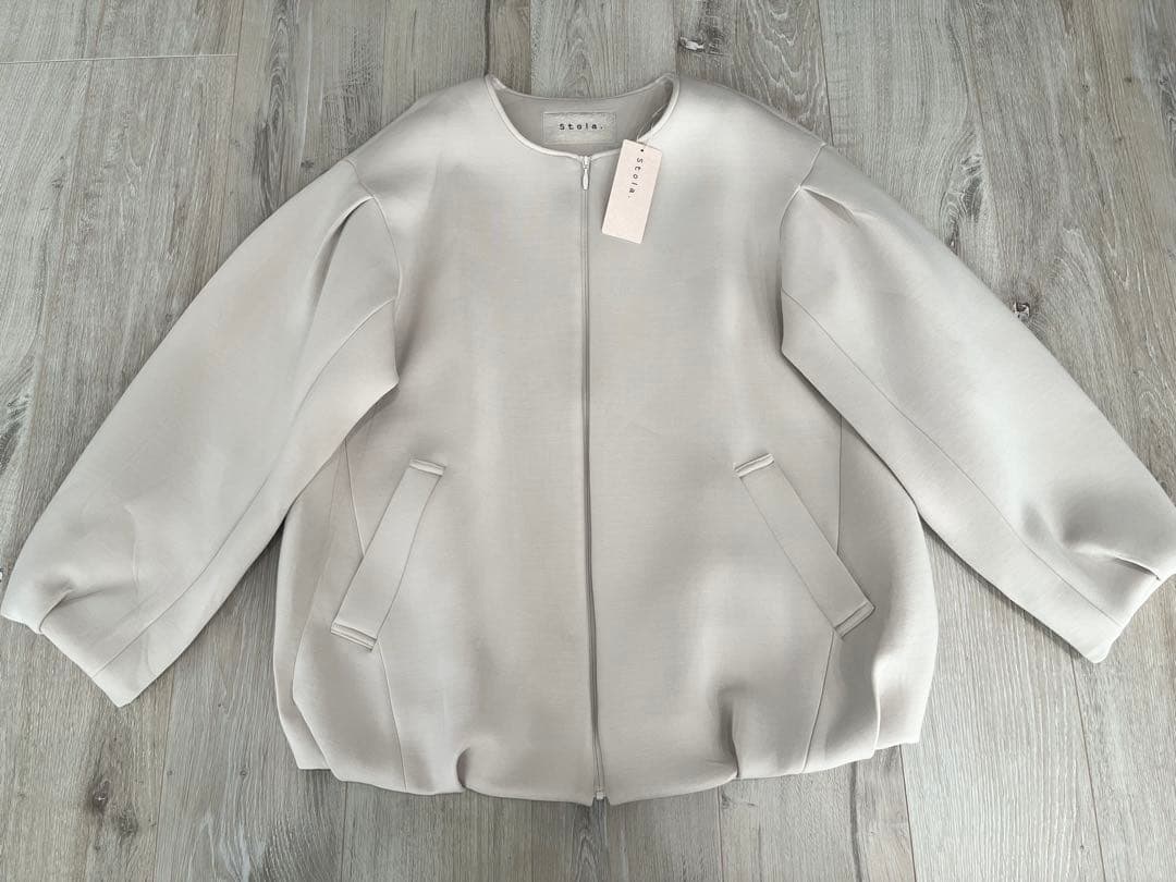 stola ストラ　コクーンZIPカットソーコーディガン　ライトベージュ　36