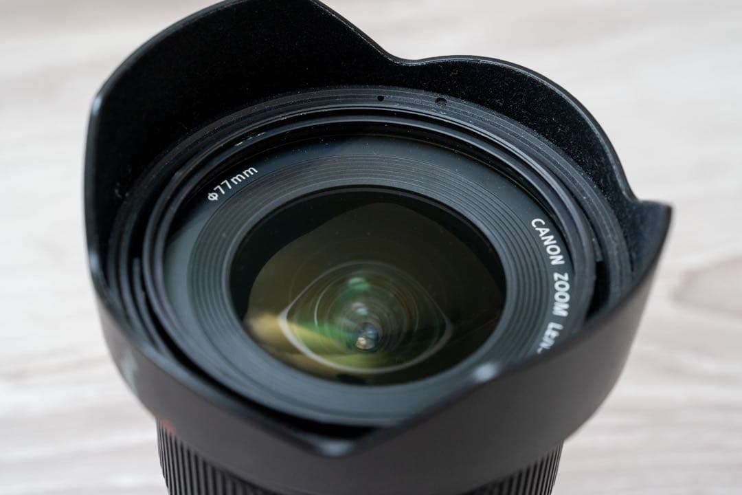 Canon 超広角ズームEF16-35mm F4L IS USM フルサイズ対応