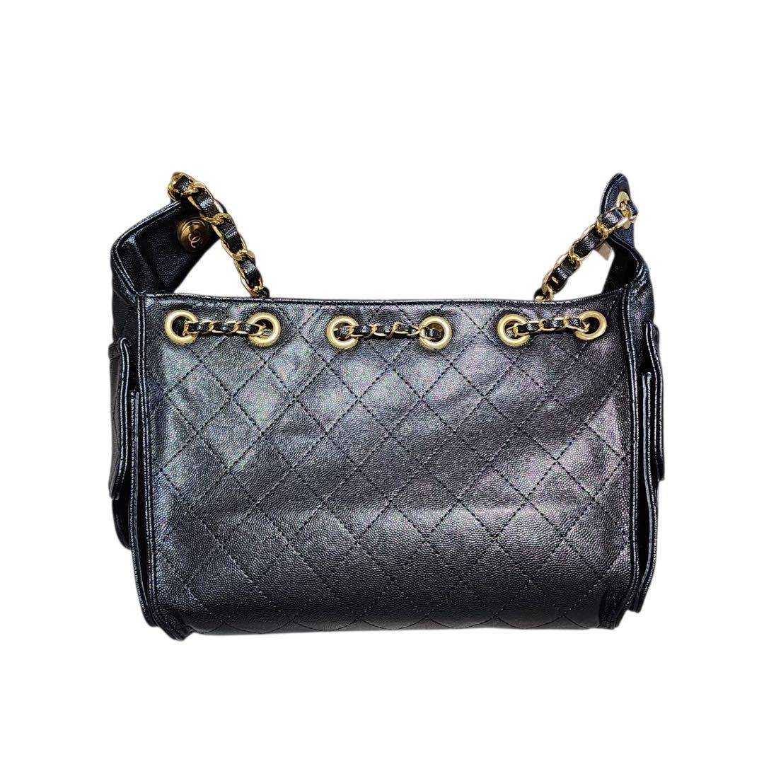 な*つ様 CHANEL　トートバッグ　キルティング　チャーム　ノベルティ