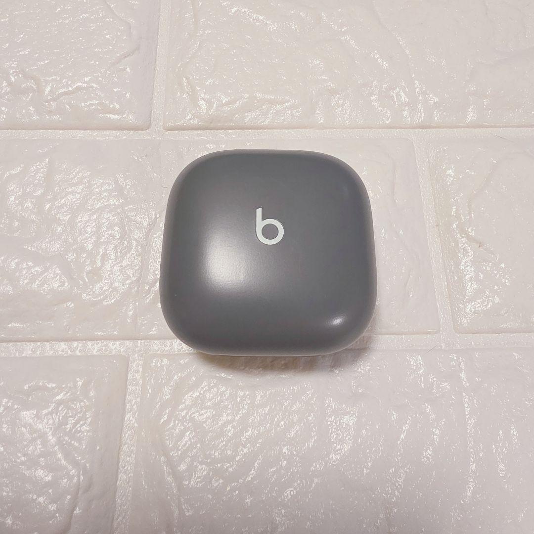 Beats fits pro 　グレー