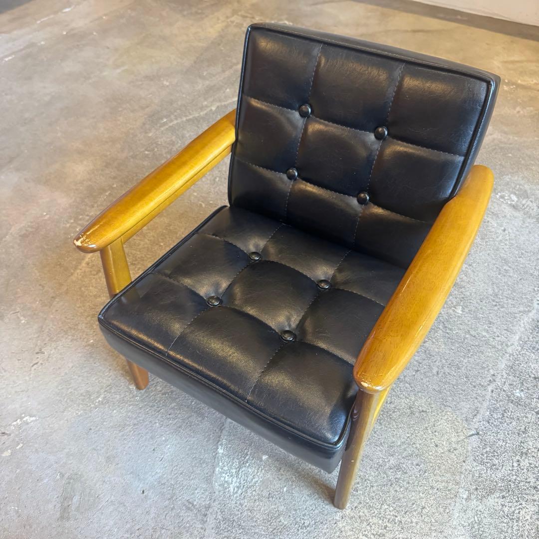 【da1s2c】カリモク60 Kチェアミニ　子供用 1人掛けソファ 黒