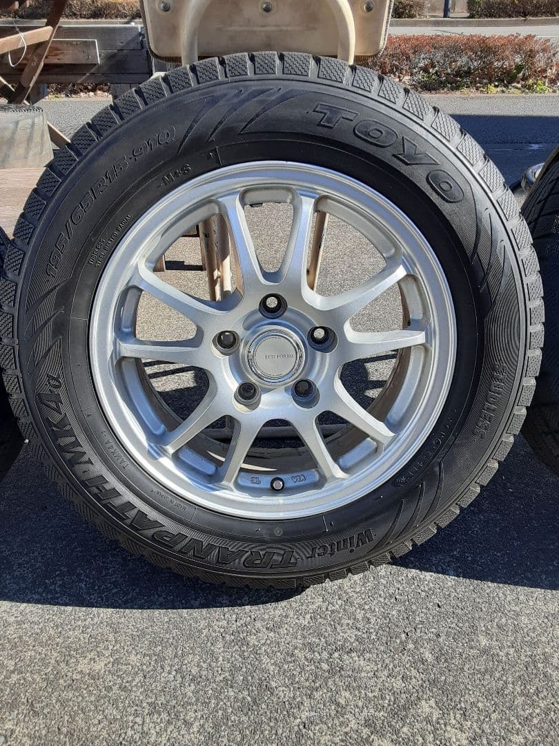 【最終価格】15インチ 　スタッドレスタイヤ&アルミホイールセット　4本