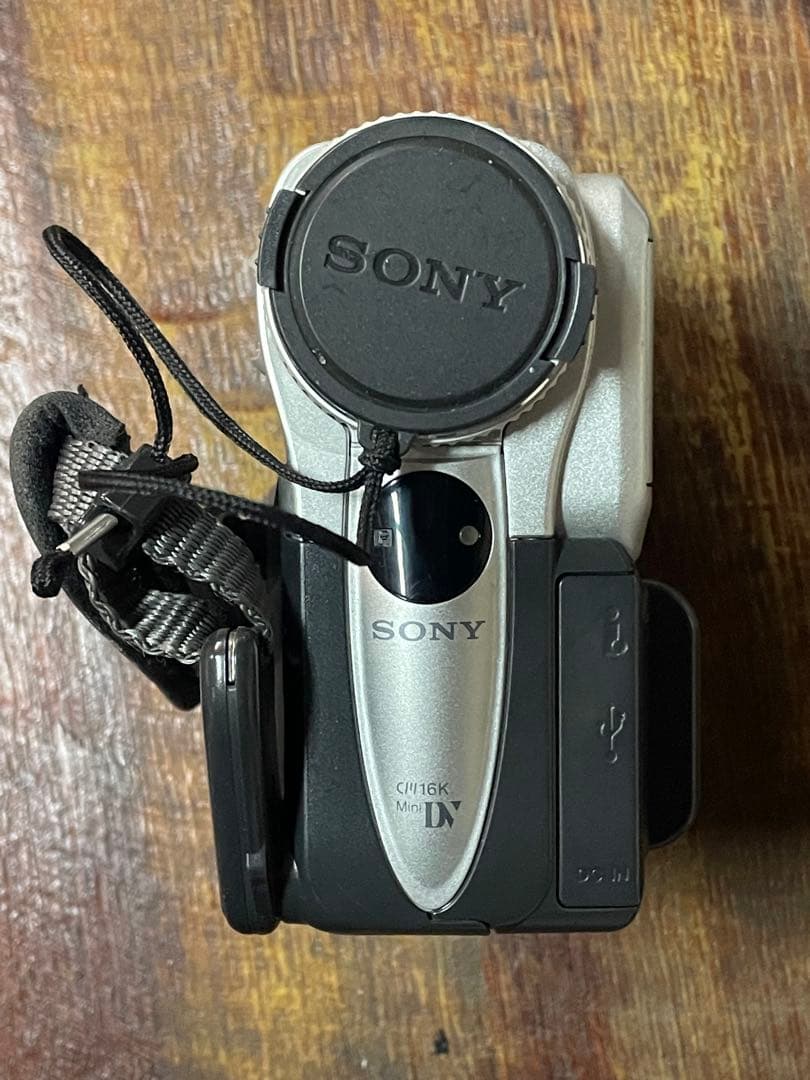 ビデオカメラ SONY MEGAPIXEL DCR-PC1