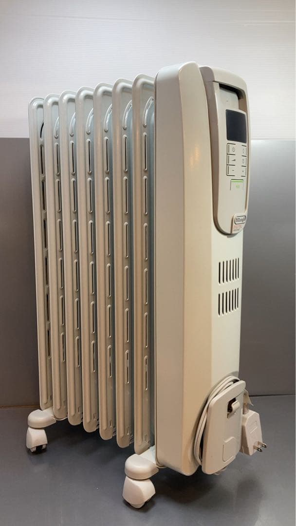 デロンギ　オイルヒーター　KHD410812-GC