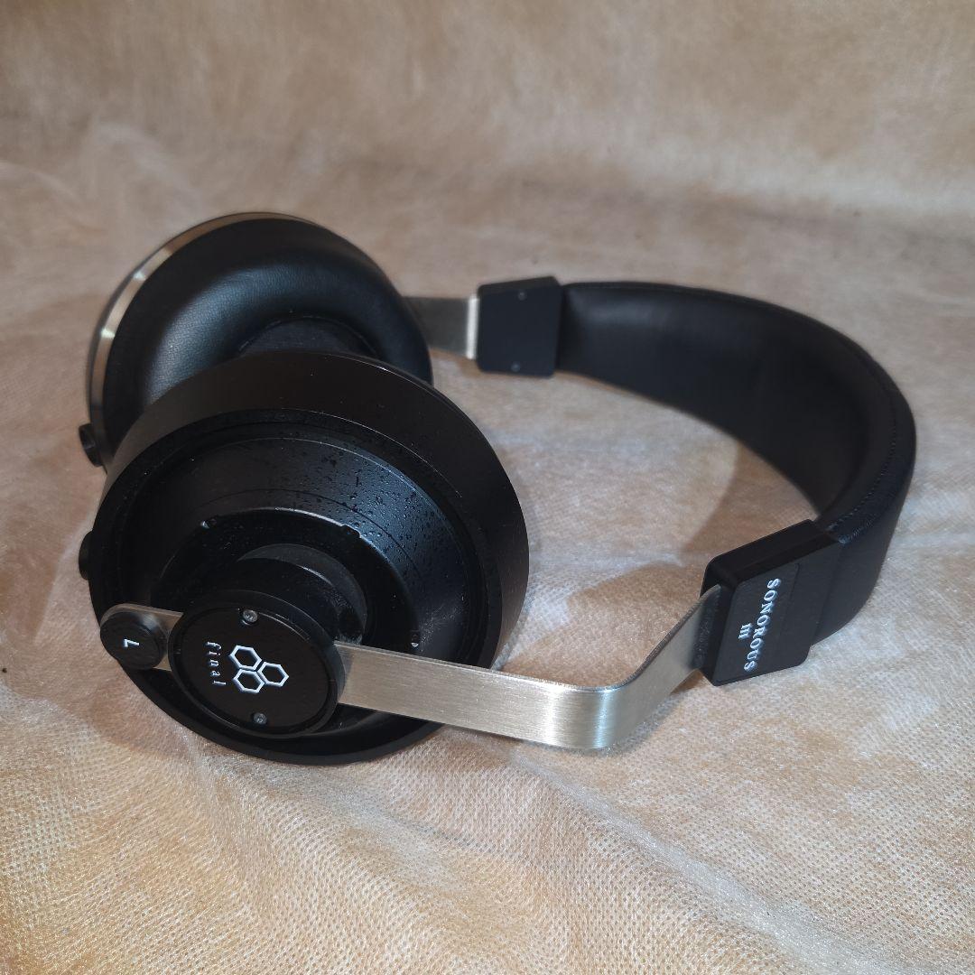 ヘッドホン final SONOROUS III