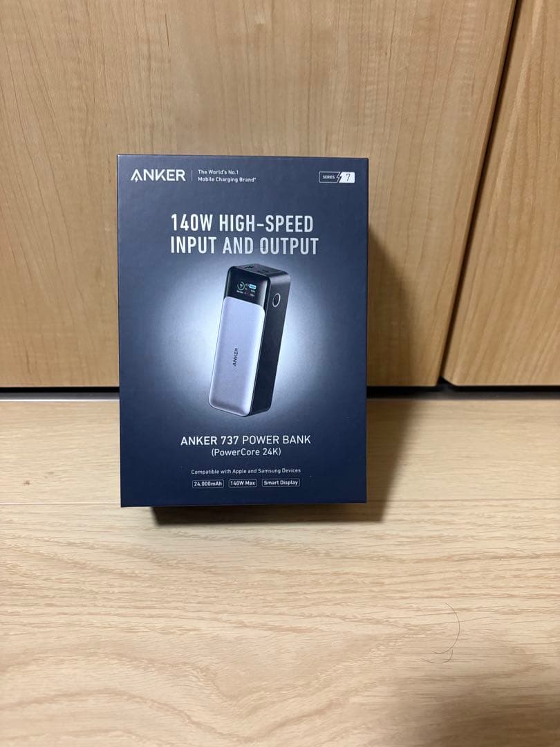 スマホアクセサリー ANKER 737 Power Bank (PowerCore 24000)